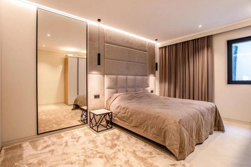 AntibesLuxuriousResidence - image 11