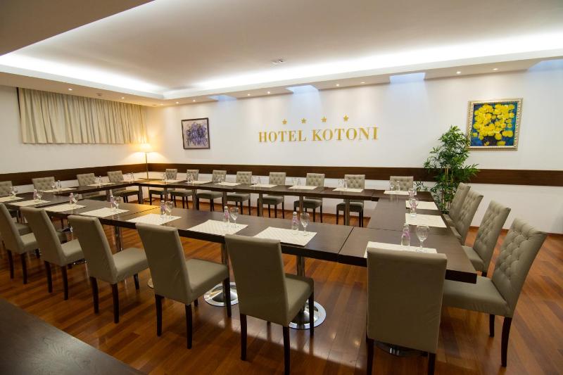 Boutique Hotel Kotoni - image 8