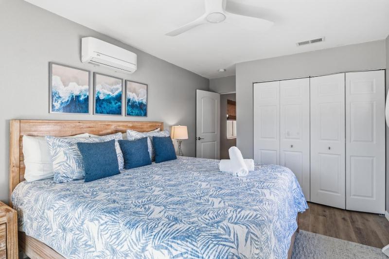 Sea Salt & Sunny Days Pool Spa Putting Green by Anna Maria Life Vacation Rentals - image 29