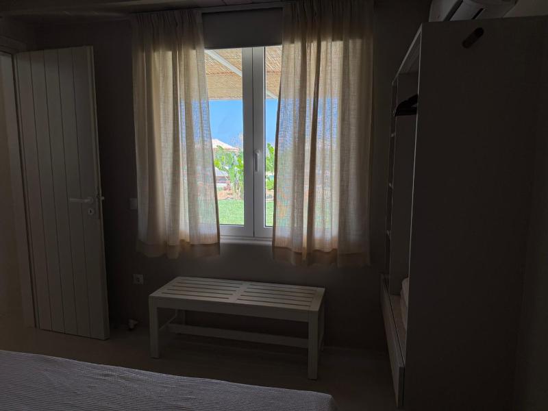 Ta Spitakia - image 44