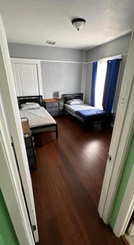Journey House Hostel Echo Park - image 12
