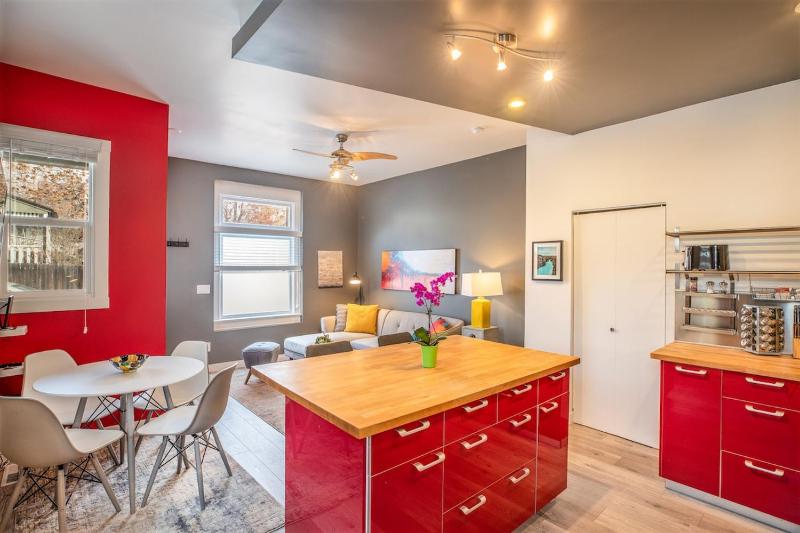 New Contemporary Historical Unit from 5 Star Host - image 20