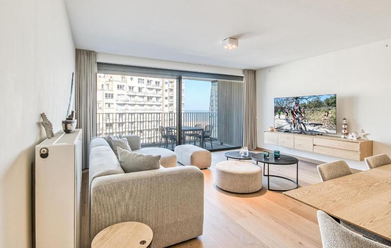 3 Bedroom Luxurious Apartment In Oostende - image 19