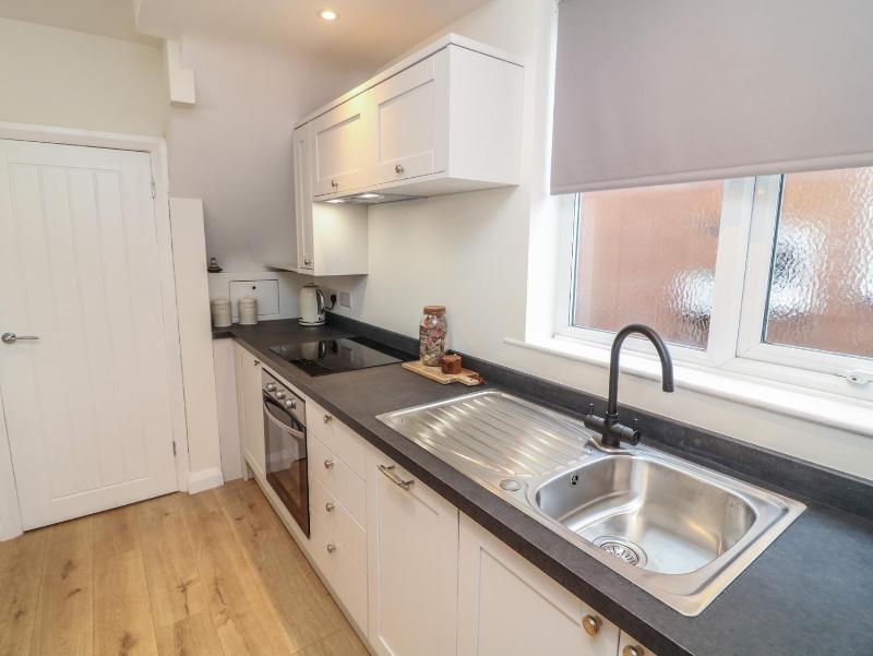 No 40 Rufford Road - image 5