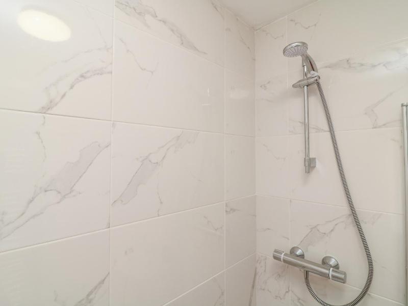 No 40 Rufford Road - image 7