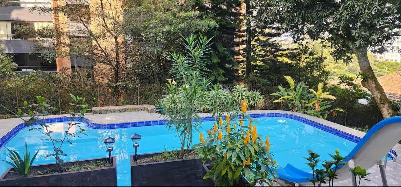 Apartamento en el Poblado cerca a Provenza by Medellin Travels - image 9