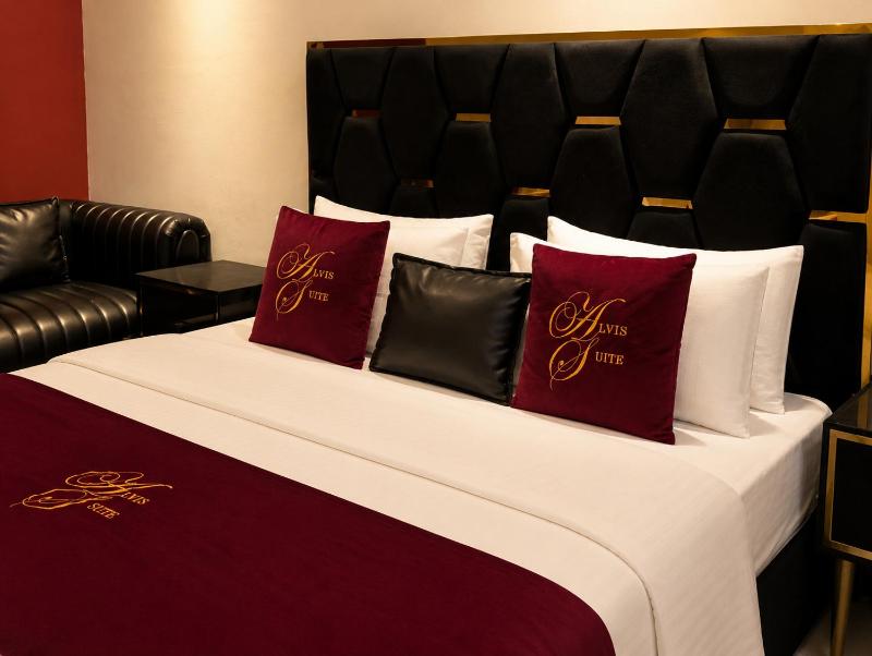 Gold crest mall residence - Luxury Apartments by Alvis Suite - DHA Phase 4 - image 16