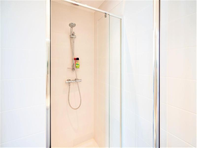 Apartment in Fashion Street Residence - image 4
