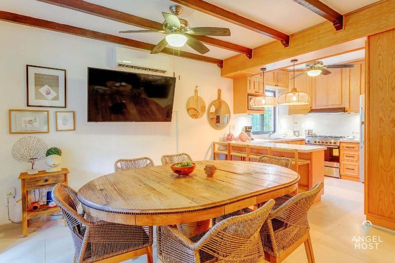 6Br Villa W Pool Bbq & Backyard - image 22