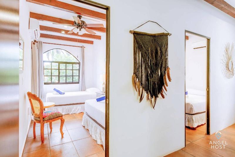 6Br Villa W Pool Bbq & Backyard - image 25