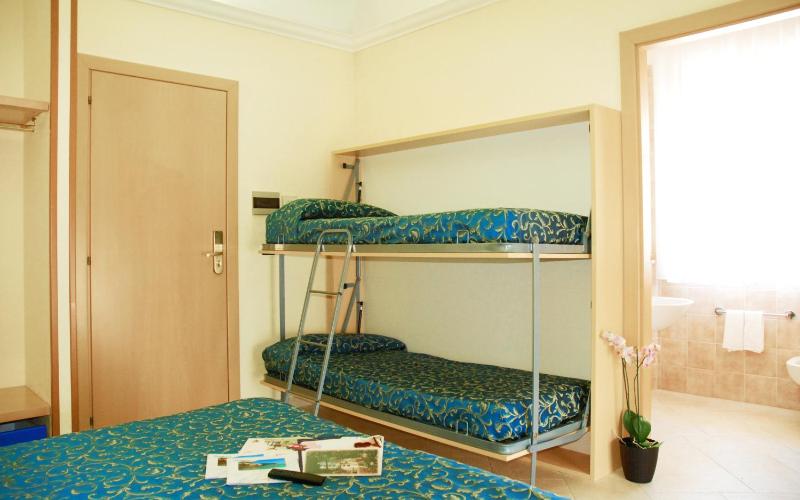 Classic Triple Room - Annex image 1