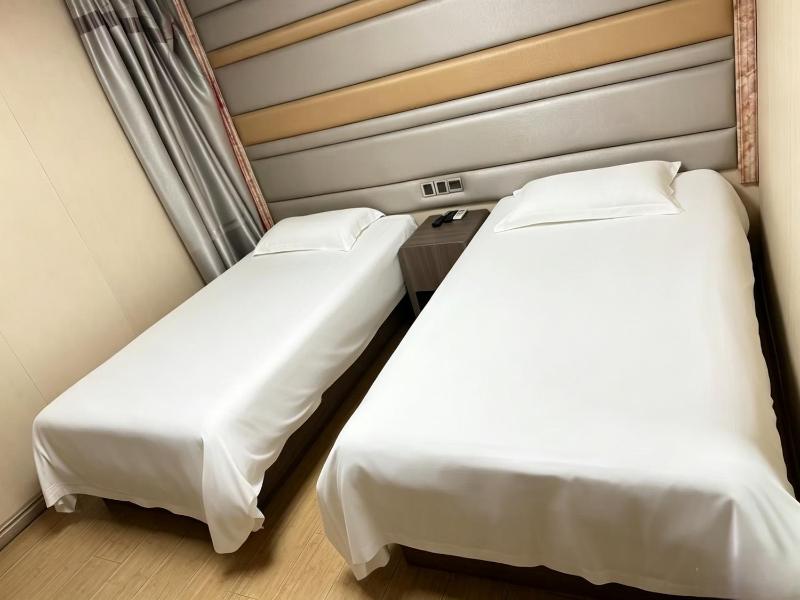 Shanghai Yujia Hotel - image 6