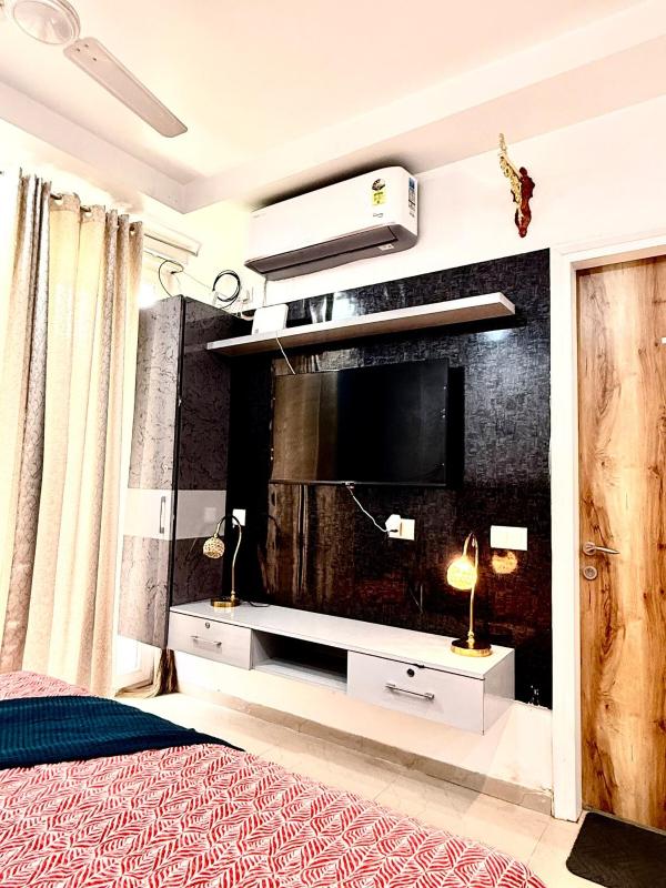 The Serene Nest -Vrindavan By Madhava Stays - image 6