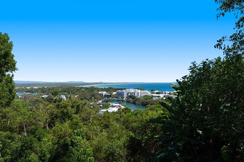 Kalimna 2 Picture Point Crescent 35 - image 3