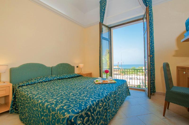Standard Double Room - Annex image 4