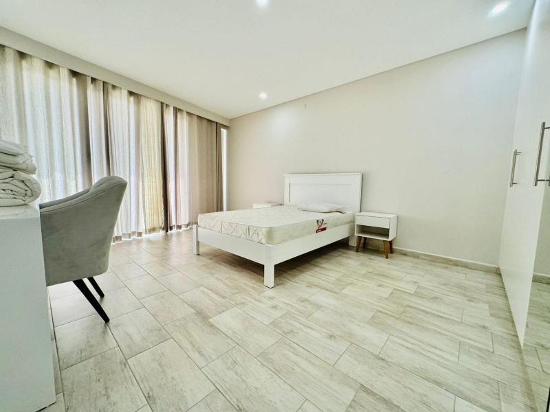 Luxouso Flat T4 na polana Plaza - image 13