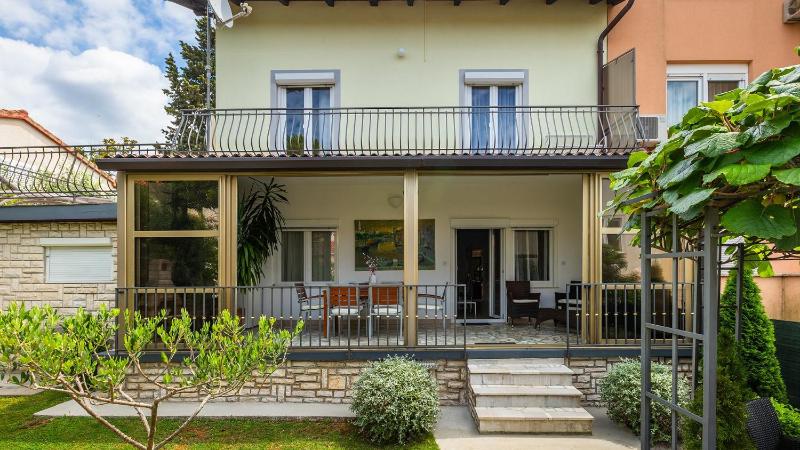 Villa Elida by Villas Guide - image 1