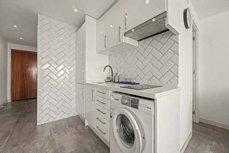 Costa Del Sol Apartment - image 4