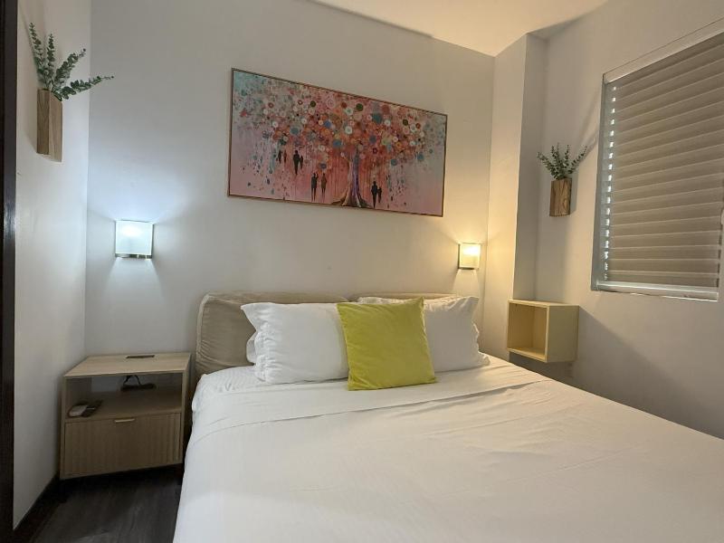 Strand Ocean Drive Suites - image 46