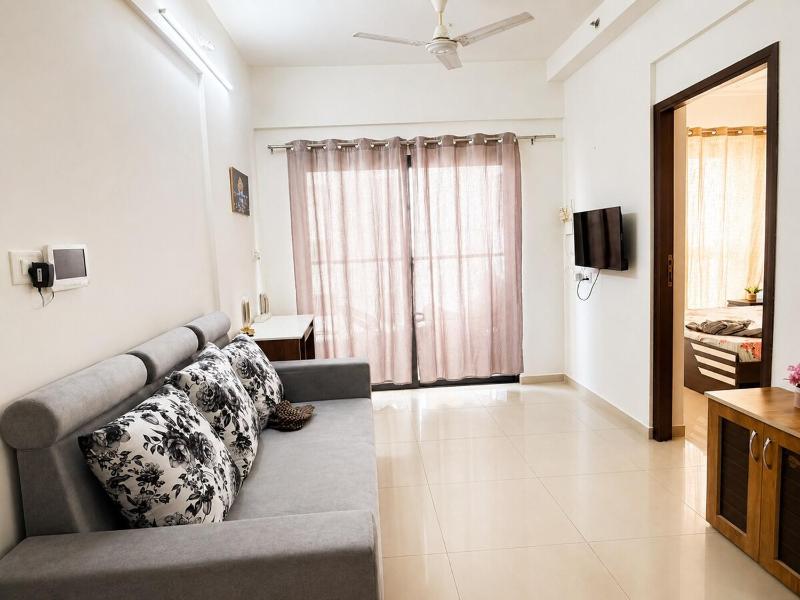 Premium Studio Apts in Riverdale Suites Kharadi Pune - image 5