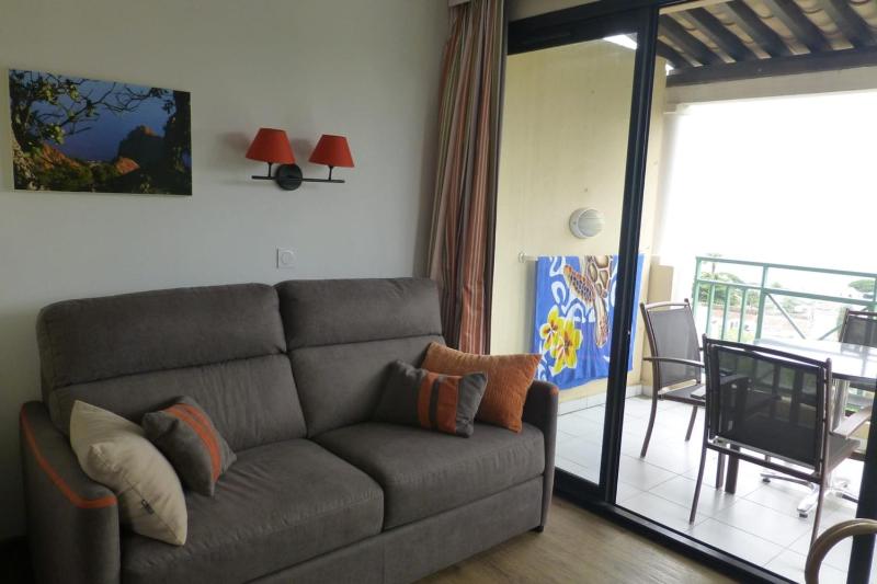 Sea views and beautiful pool - image 25