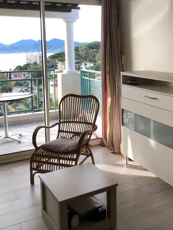Sea views and beautiful pool - image 23