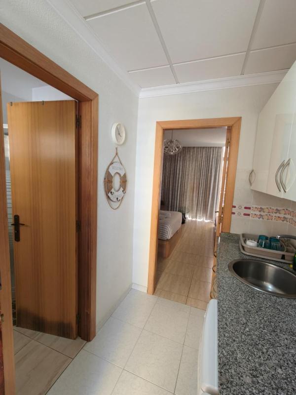 Estudio Vacacional con balcon y cerca de la playa - image 4