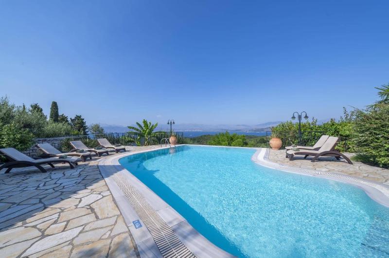 Villa Emily by Villa Plus - image 28