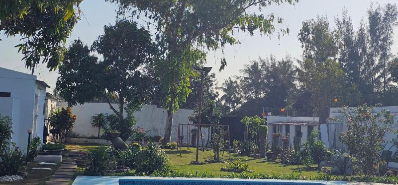 MCHome - Private Villa with Garden & Pool - image 11