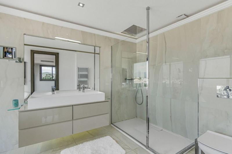AntibesLuxuriousResidence - image 29