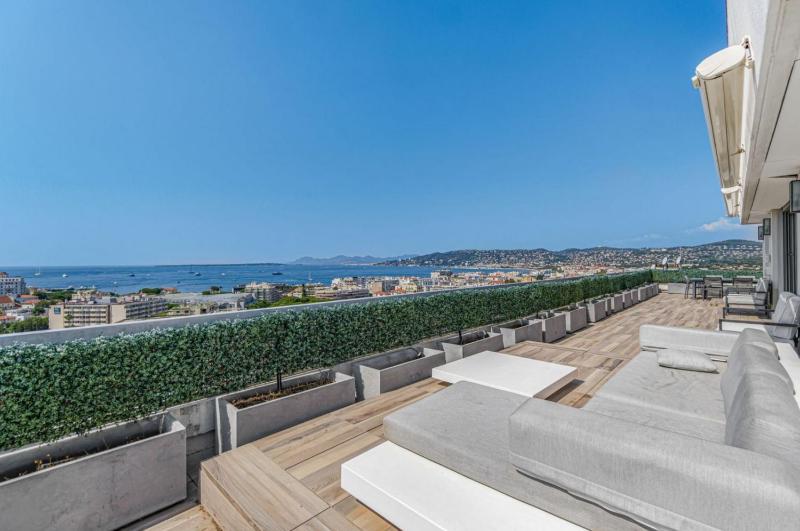 AntibesLuxuriousResidence - image 28