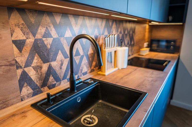 New Central 2BR Premium Apartment - image 15