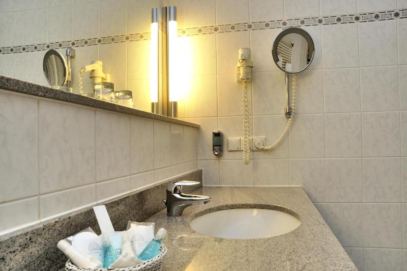 Hotel Essener Hof; Sure Hotel Collection by Best Western - image 29
