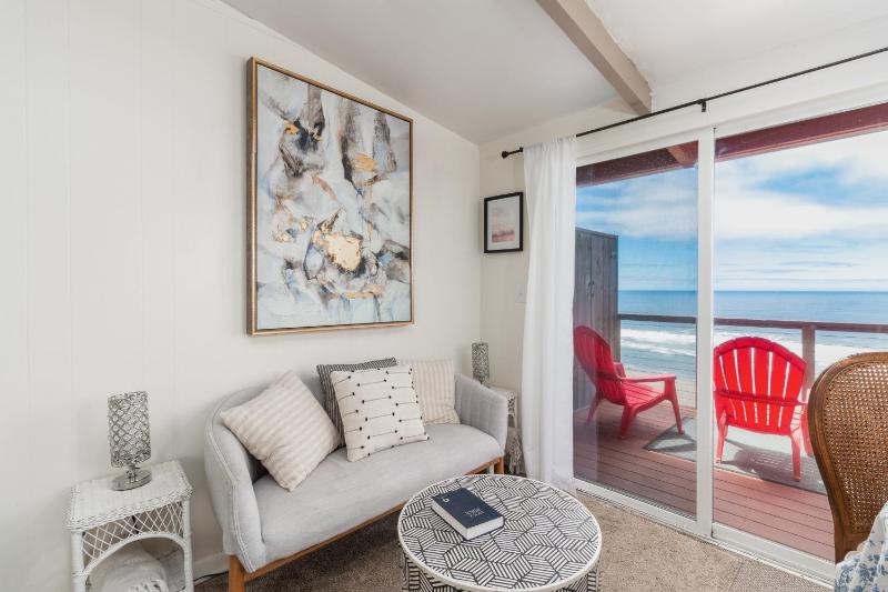 Twilight Oceanfront Lodge 2 - image 22