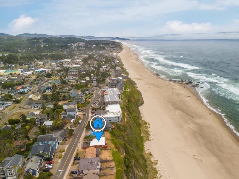 Twilight Oceanfront Lodge 2 - image 24