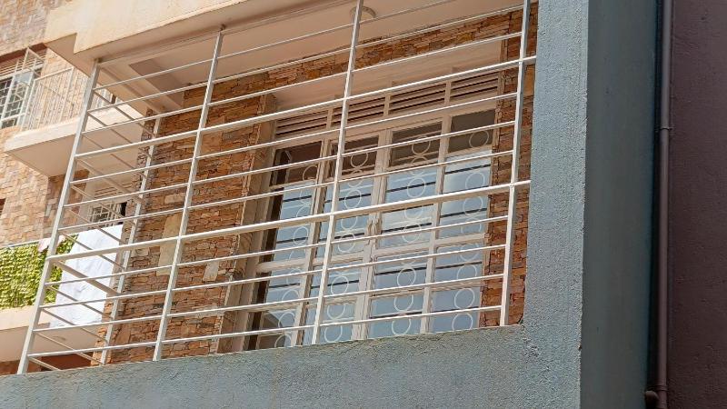 Da White Apartment Naalya - image 10