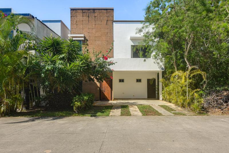 1 Mi to Beach: Luxe Playa Del Carmen Home w/ Pool - image 33