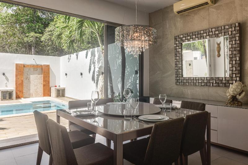 1 Mi to Beach: Luxe Playa Del Carmen Home w/ Pool - image 10