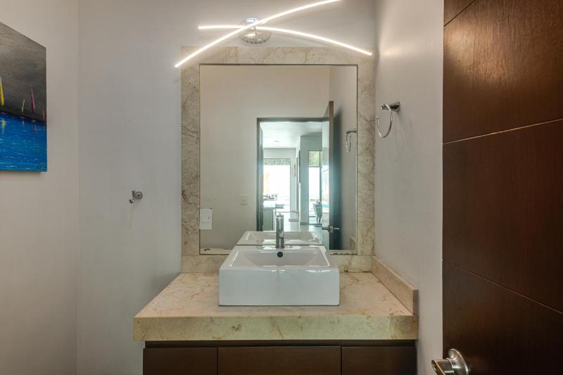 1 Mi to Beach: Luxe Playa Del Carmen Home w/ Pool - image 6
