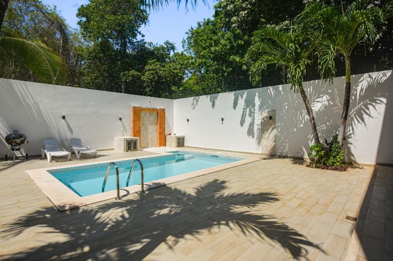 1 Mi to Beach: Luxe Playa Del Carmen Home w/ Pool - image 16