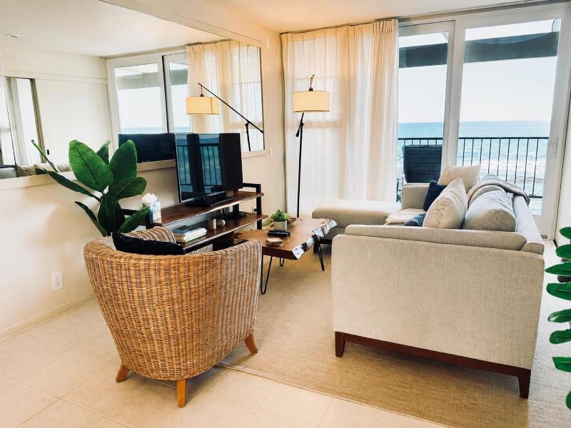 Oceanfront-Incredible Views Surf Break & Romantic Sunsets at Bali Kai 223 - image 17