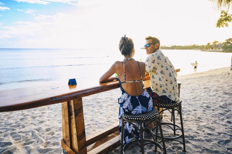 Breakas Beach Resort - image 2