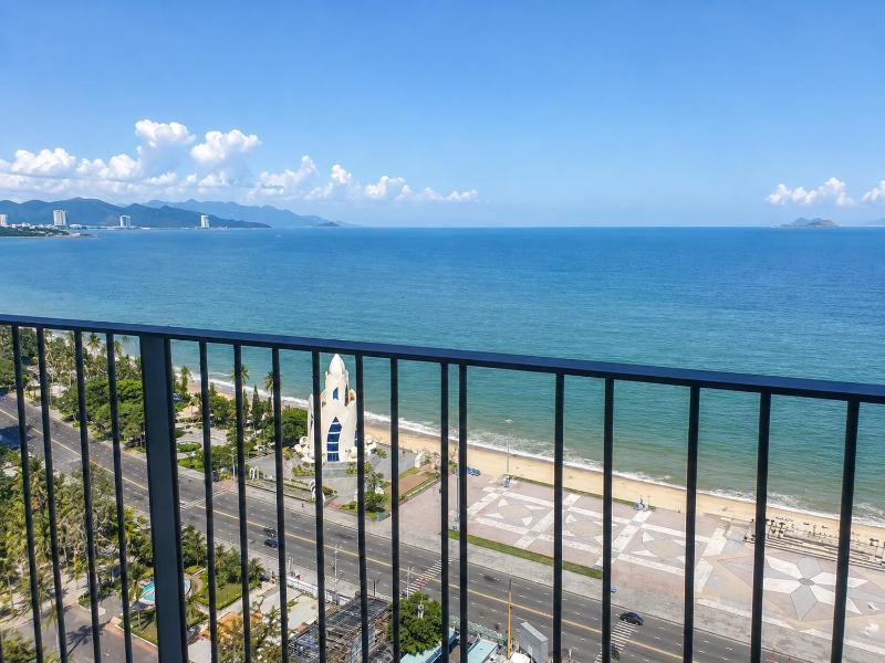 Panorama Premium Apartment with Sea & City view by San Ocean - image 18