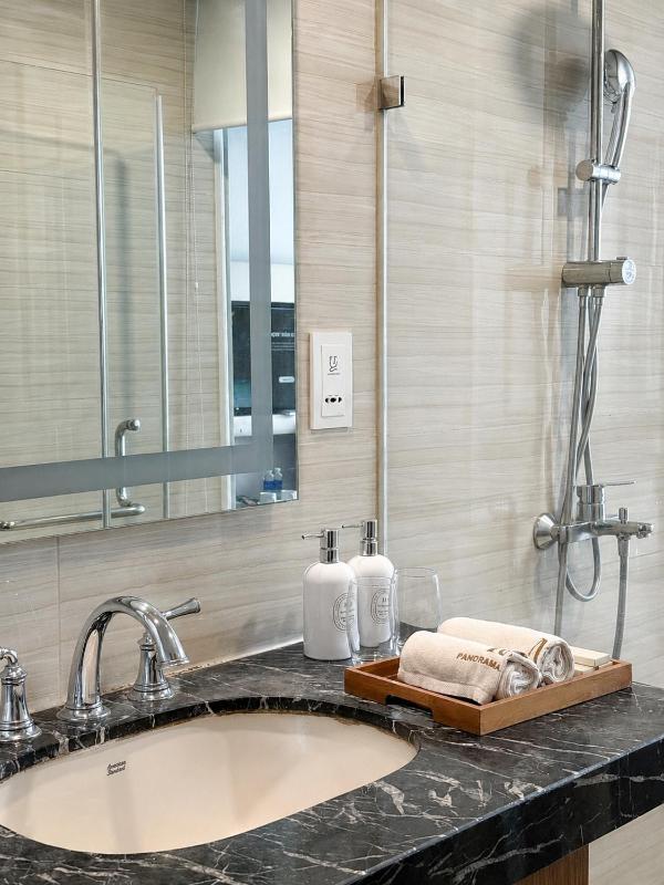Panorama Premium Apartment with Sea & City view by San Ocean - image 25