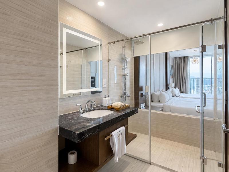 Panorama Premium Apartment with Sea & City view by San Ocean - image 27