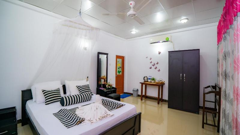 Sigiri Regal Residence - image 13