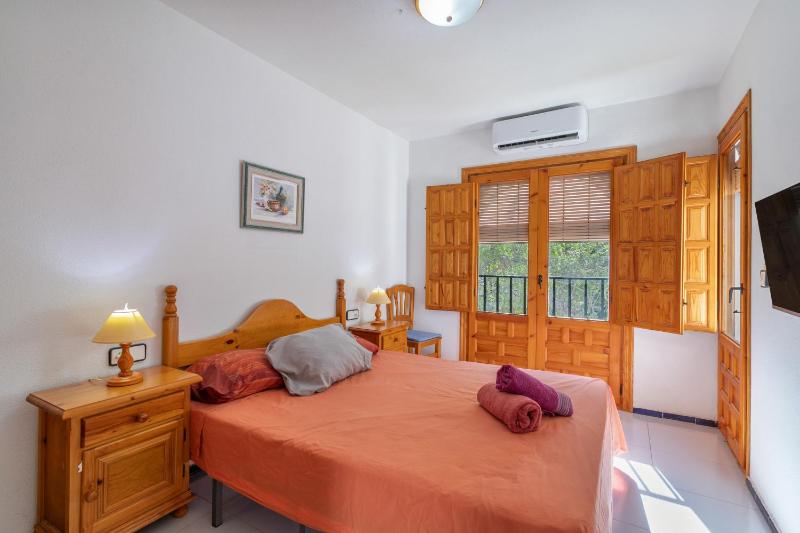 Casa en la playa con piscinas - image 24