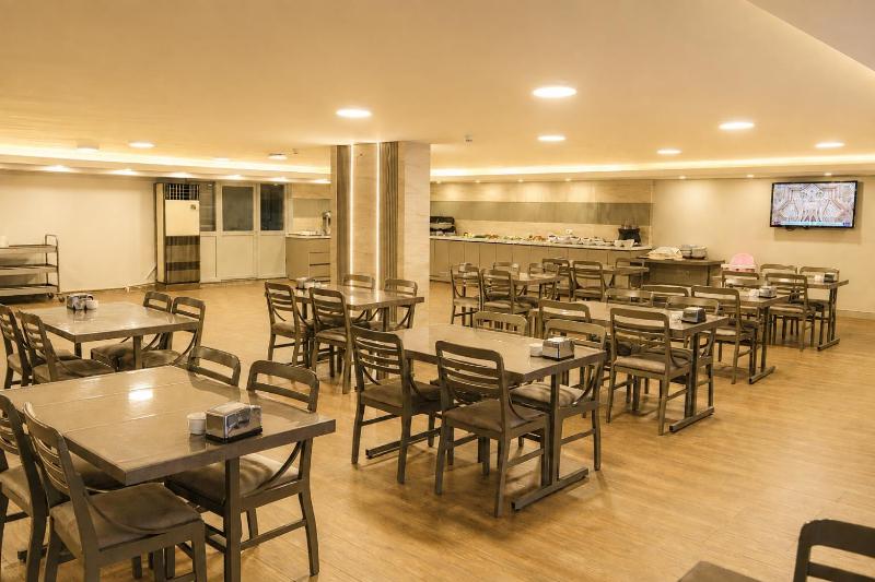 Kayalar Hotel - image 4