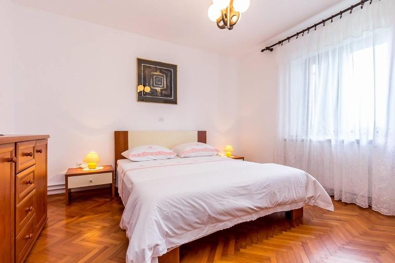 Apartment Stelia - image 12