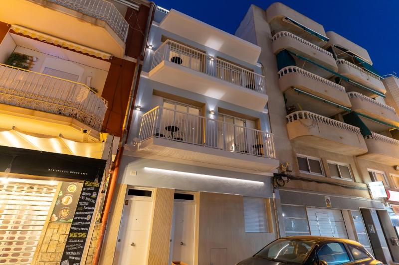 Braceli Beach Resort Ground Floor - rentafive - image 22